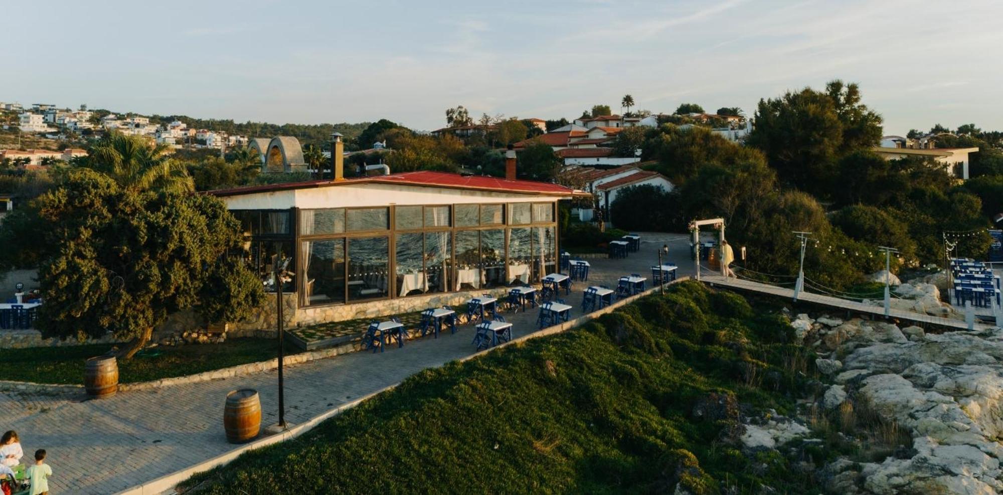Maya Bistro Hotel & Beach Siğacık Bagian luar foto
